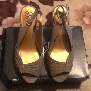Seychelles Taupe suede proper etiquette shoes